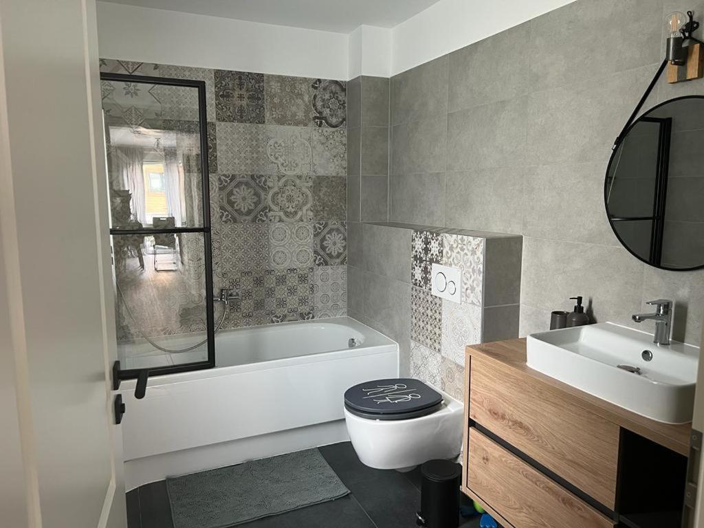 Ferienwohnung Am Rebberg 술츠부르크 외부 사진